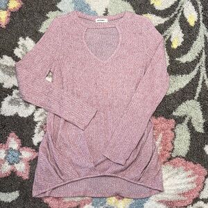 ANDTHEWHY Women's Pink Keyhole Long Sleeve Blouse with Gathered Hem